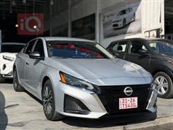 نيسان ألتيما